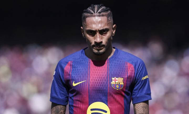 巴萨边路大将拉菲尼亚伤缺五周，西甲欧冠关键战遭重创